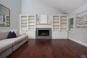 2490 Hallmark Dr, Pensacola, FL 32503 - Photo 4