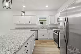 3261 Glade Dr, Milton, FL 32570 - Photo 6
