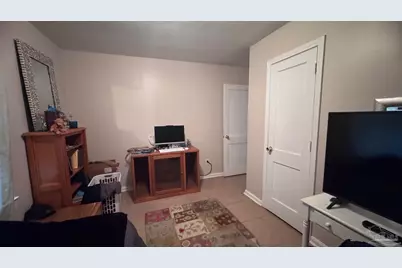 112 Alice St, Pensacola, FL 32505 - Photo 14