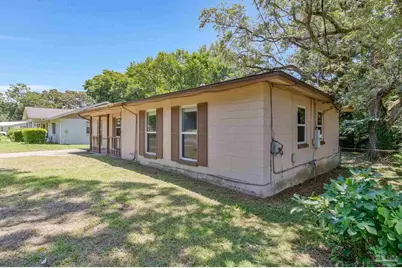 905 Lagoon Dr, Pensacola, FL 32505 - Photo 56