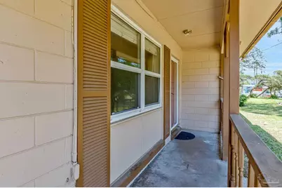 905 Lagoon Dr, Pensacola, FL 32505 - Photo 58