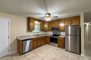 7724 Rustling Pines Dr, Milton, FL 32583 - Photo 4