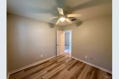 5240 Catalina St, Pace, FL 32571 - Photo 12