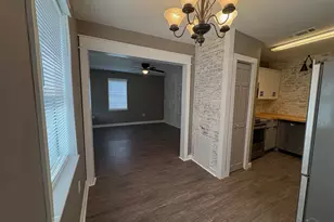 1212 N E St, Pensacola, FL 32501 - Photo 8