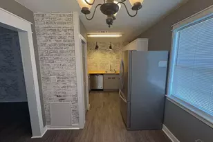1212 N E St, Pensacola, FL 32501 - Photo 10