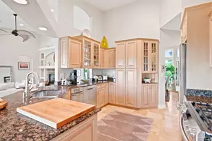 418 Deer Point Dr, Gulf Breeze, FL 32561 - Photo 18