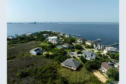 418 Deer Point Dr, Gulf Breeze, FL 32561 - Photo 46