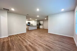 6351 Burrow Ln, Pensacola, FL 32526 - Photo 10