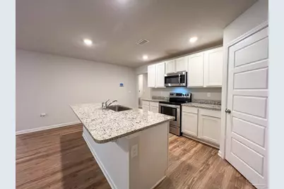 6351 Burrow Ln, Pensacola, FL 32526 - Photo 6