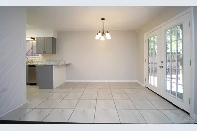 7225 Dogwood Ter Dr, Pensacola, FL 32504 - Photo 8