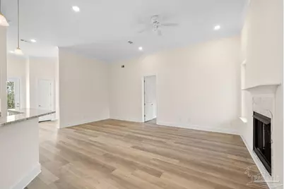 5309 N Shore Dr, Pensacola, FL 32507 - Photo 14
