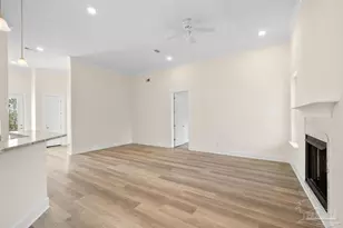 5309 N Shore Dr, Pensacola, FL 32507 - Photo 14