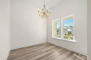 5309 N Shore Dr, Pensacola, FL 32507 - Photo 8