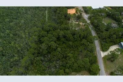 8574 Bay River Rd, Navarre, FL 32566 - Photo 8