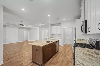 400 Broadleaf Cir, Cantonment, FL 32533 - Photo 14
