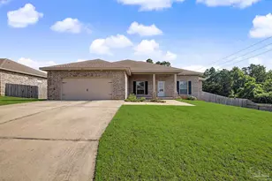 400 Broadleaf Cir, Cantonment, FL 32533 - Photo 2