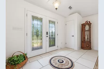 8110 Virginia Ln, Milton, FL 32583 - Photo 6