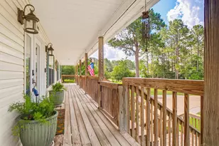 8110 Virginia Ln, Milton, FL 32583 - Photo 4