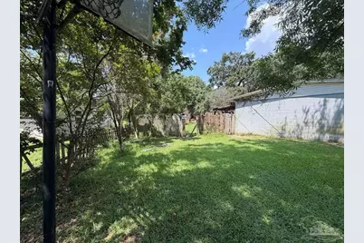 108 Tonawanda Dr, Pensacola, FL 32506 - Photo 16
