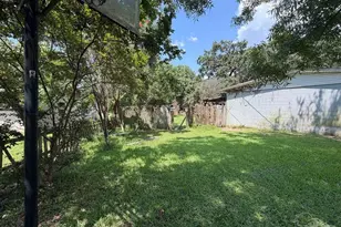 108 Tonawanda Dr, Pensacola, FL 32506 - Photo 16