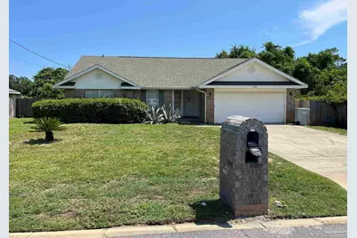 1545 Kitty Hawk Dr, Gulf Breeze, FL 32563 - Photo 2