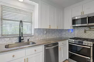 17 Lakeside Dr, Pensacola, FL 32507 - Photo 24