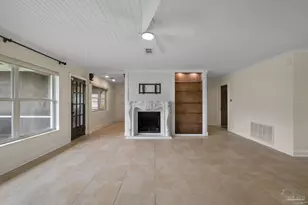 17 Lakeside Dr, Pensacola, FL 32507 - Photo 18
