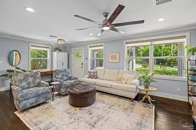 1809 E Lloyd St, Pensacola, FL 32503 - Photo 10