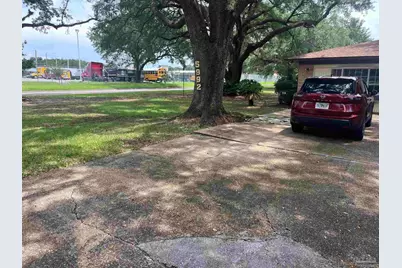 5992 Moss Ln, Pensacola, FL 32505 - Photo 6