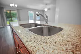 4624 Integrity Ct, Milton, FL 32570 - Photo 8