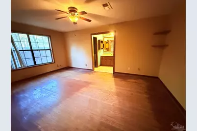 5244 Suwanee St, Milton, FL 32583 - Photo 8