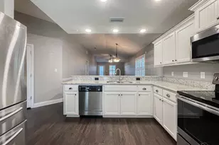263 Cottage View Dr, Pensacola, FL 32507 - Photo 8