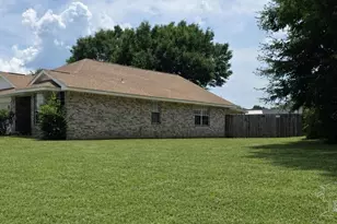 6874 Cedar Ridge Cir, Milton, FL 32570 - Photo 2