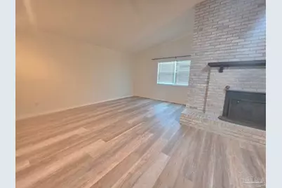 760 Briarwood Dr, Pensacola, FL 32506 - Photo 4