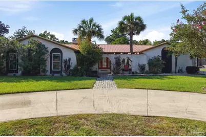 114 Fairpoint Dr, Gulf Breeze, FL 32561 - Photo 1