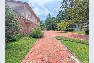 1313 N Reus St, Pensacola, FL 32501 - Photo 2