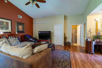 627 Batten Blvd, Pensacola, FL 32507 - Photo 6