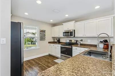 143 Cottage View Dr, Pensacola, FL 32507 - Photo 14