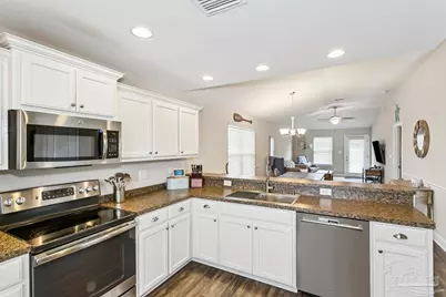 143 Cottage View Dr, Pensacola, FL 32507 - Photo 16
