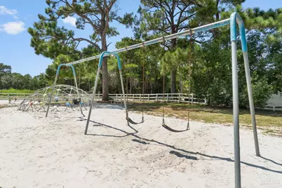 1974 Crosscreek Cir, Gulf Breeze, FL 32563 - Photo 36