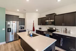1649 Slate Dr, Cantonment, FL 32533 - Photo 6