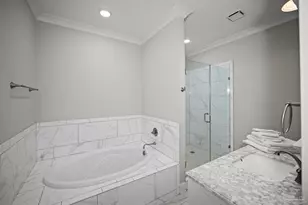 13941 Del Rio Dr, Pensacola, FL 32507 - Photo 20