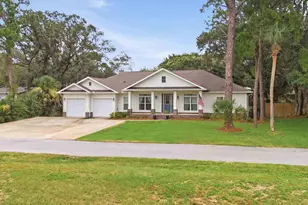 4 Gilmore Dr, Gulf Breeze, FL 32561 - Photo 1