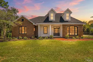 4594 Soundside Dr, Gulf Breeze, FL 32563 - Photo 1