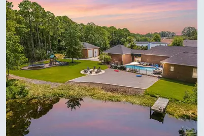 4594 Soundside Dr, Gulf Breeze, FL 32563 - Photo 2