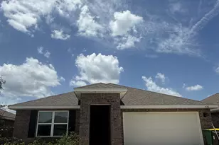 4742 Airmen Dr, Crestview, FL 32539 - Photo 1