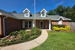 3429 Jubilee Dr, Pace, FL 32571 - Photo 2
