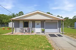 1935 America Ave, Gulf Breeze, FL 32563 - Photo 1