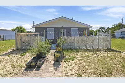 1935 America Ave, Gulf Breeze, FL 32563 - Photo 28