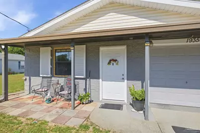 1935 America Ave, Gulf Breeze, FL 32563 - Photo 4